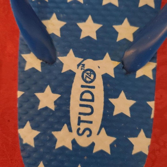 Sandals - Picture 4 of 4